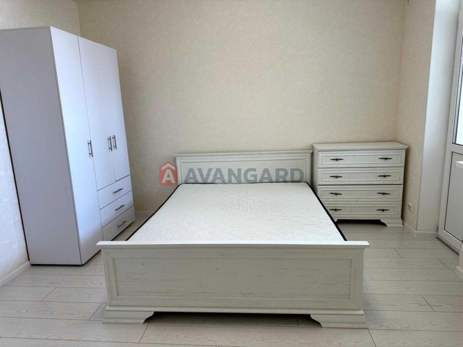 1 ��. ��������, 59/-/11 ��. �., 27/27 ������ ���� 16