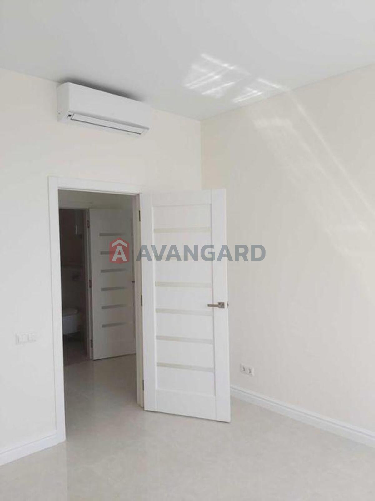 2 ��. ��������, 80/-/30 ��. �., 11/26 ������ ���� 20