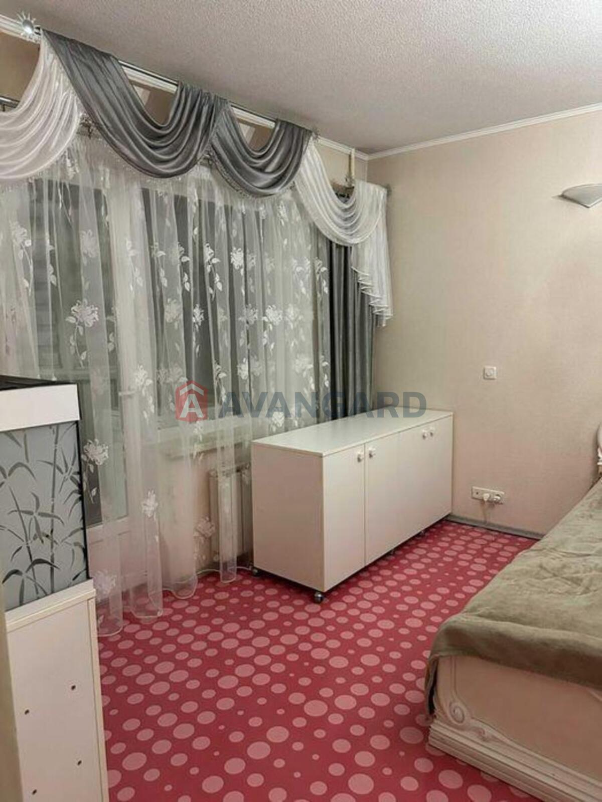 3 ��. ��������, 82/-/16 ��. �., 3/12 ������ ���� 5