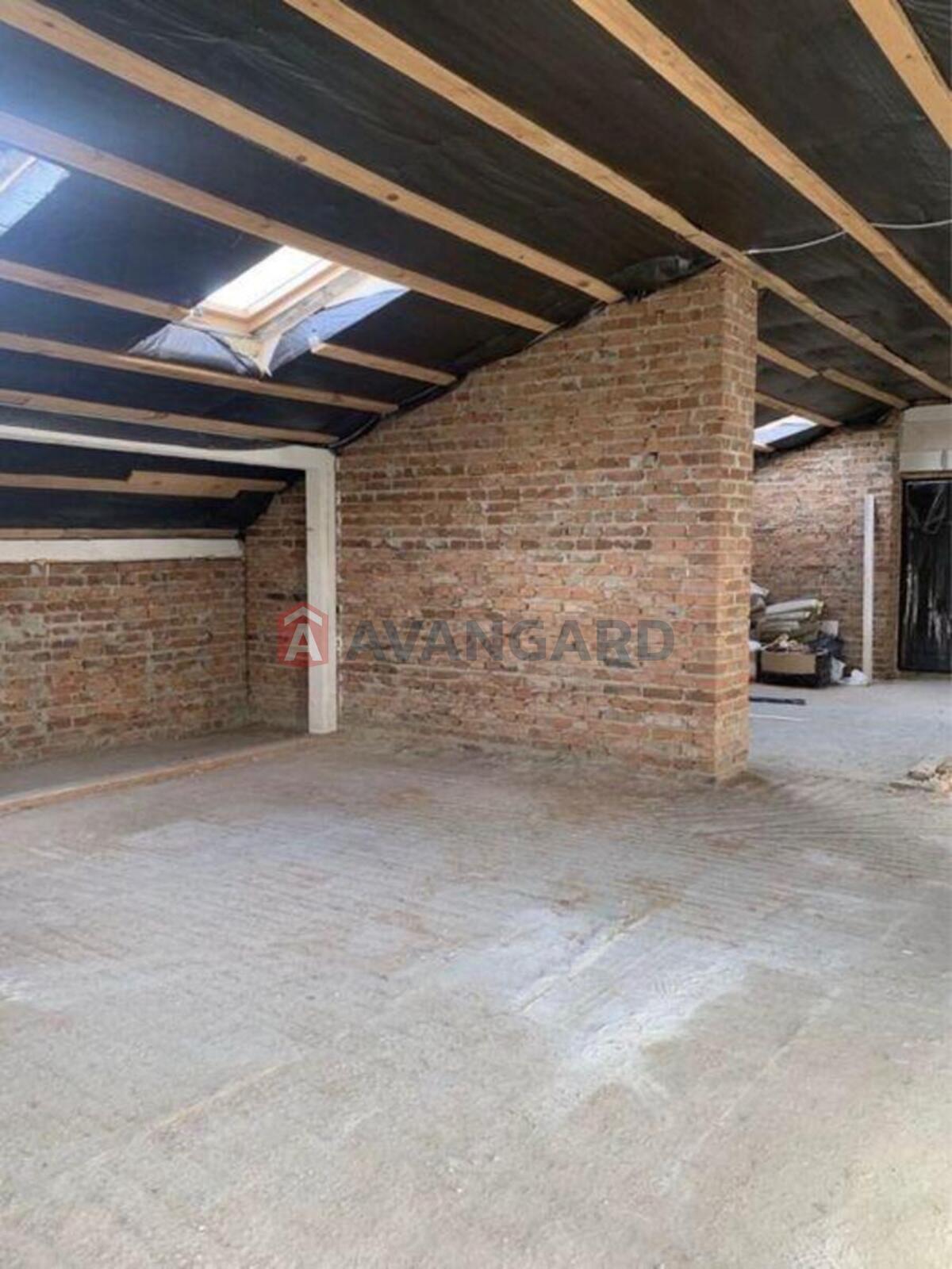 2 ��. ��������, 84/-/25 ��. �., 6/6 ������ ���� 13