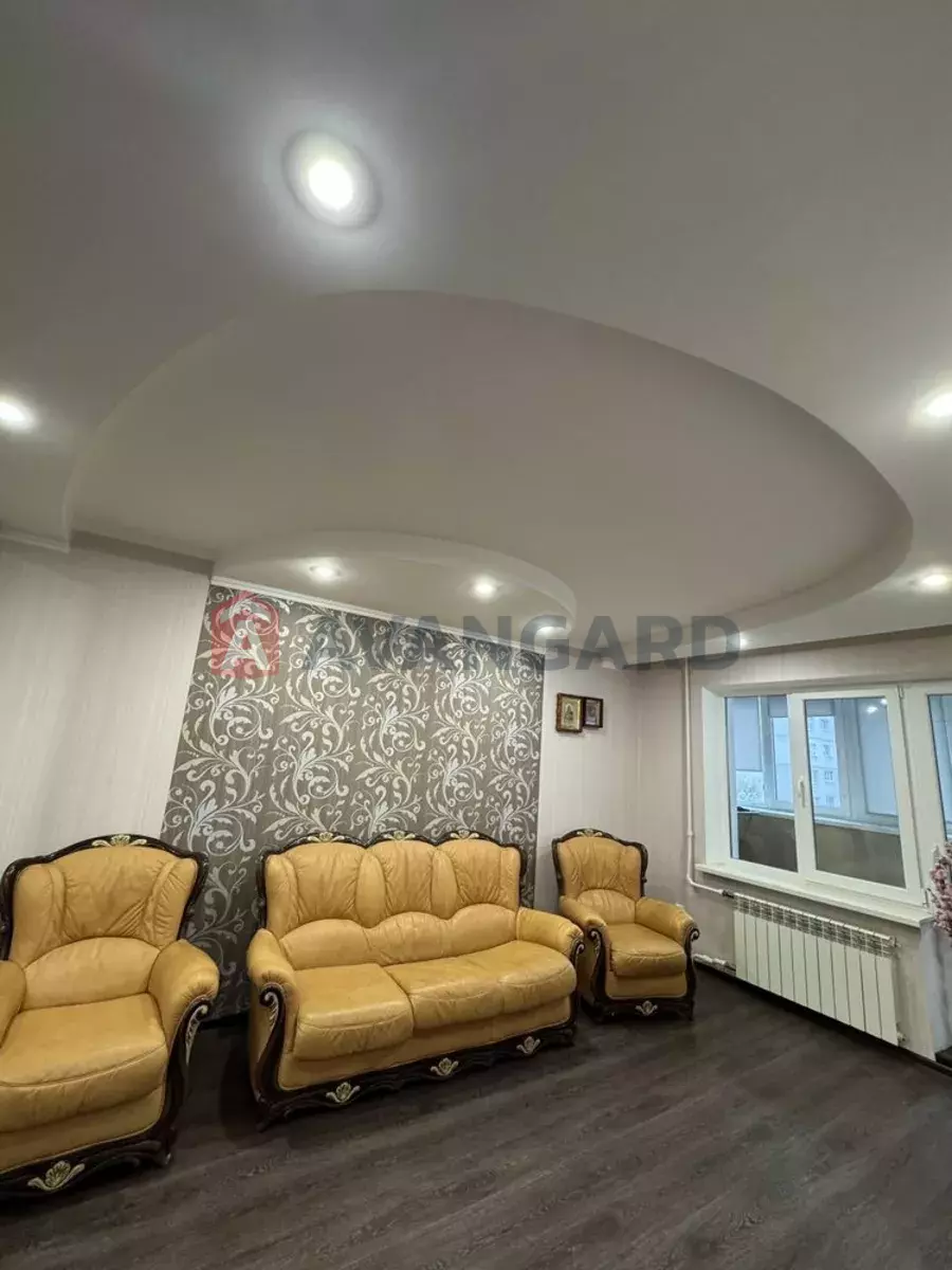 1 . , 38/-/9 . ., 4/9   9