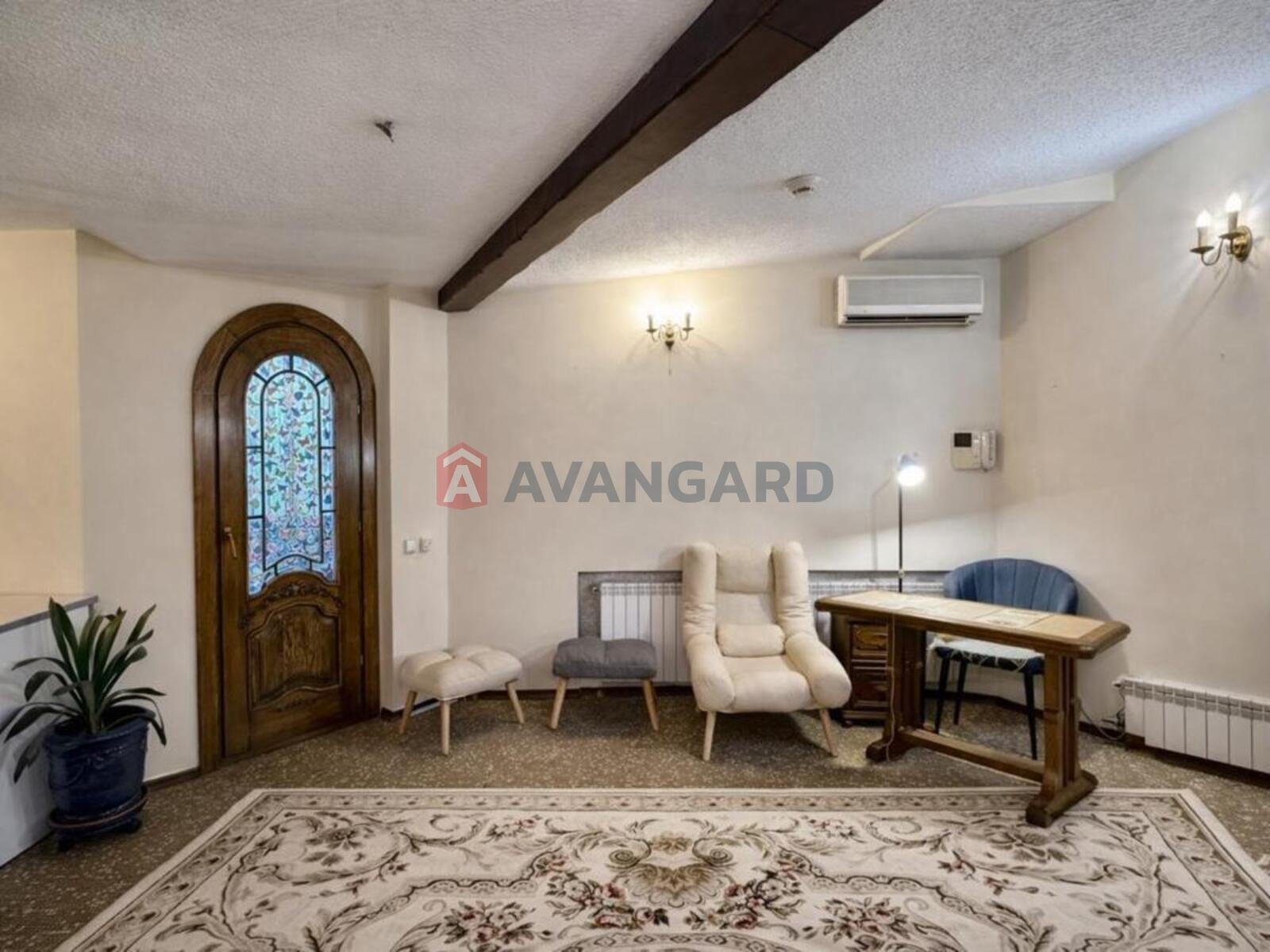 6 ��. ��������, 280/152/17 ��. �., 6/7 ������ ���� 6