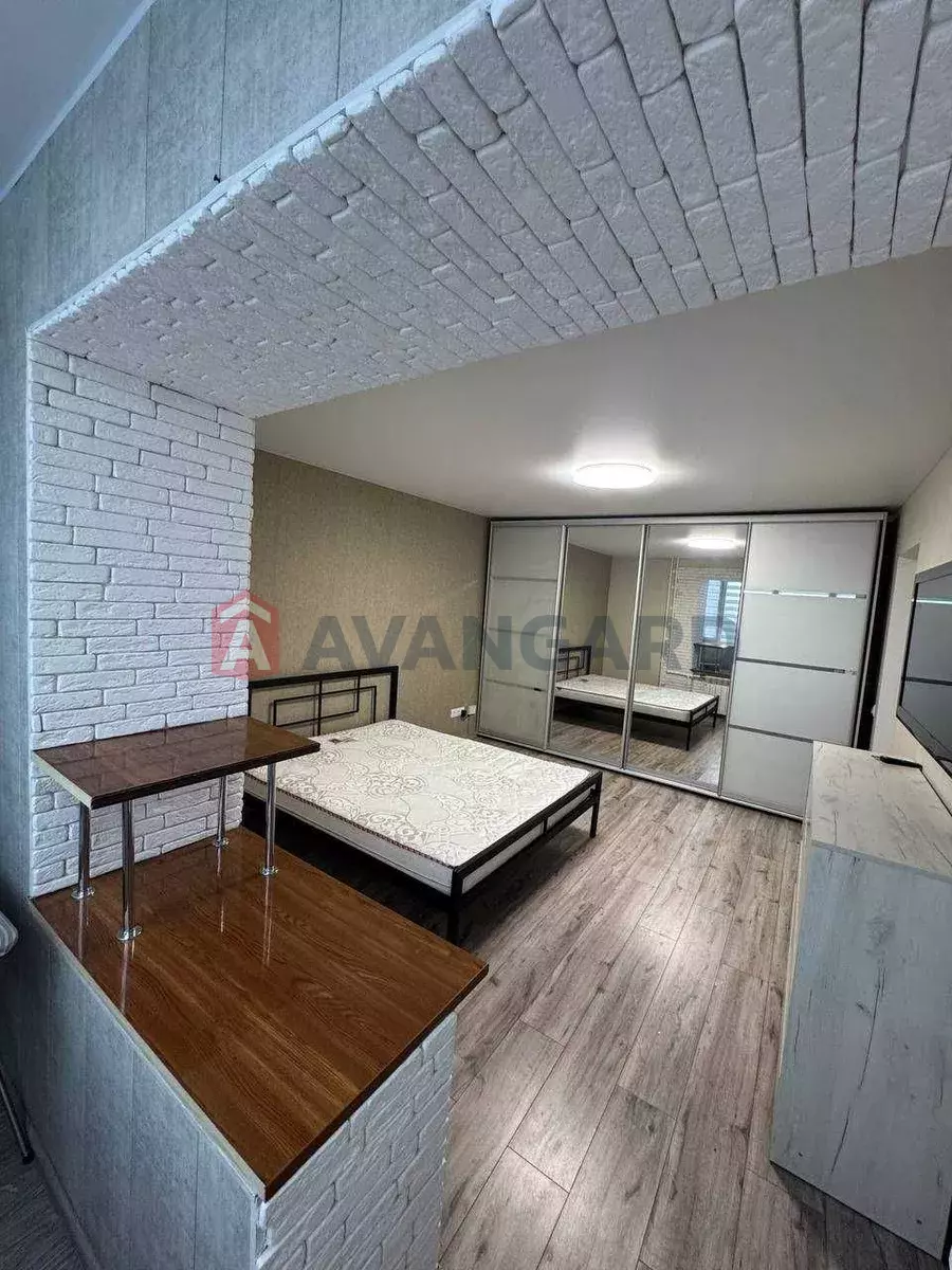 1 . , 30/-/6 . ., 8/9   9