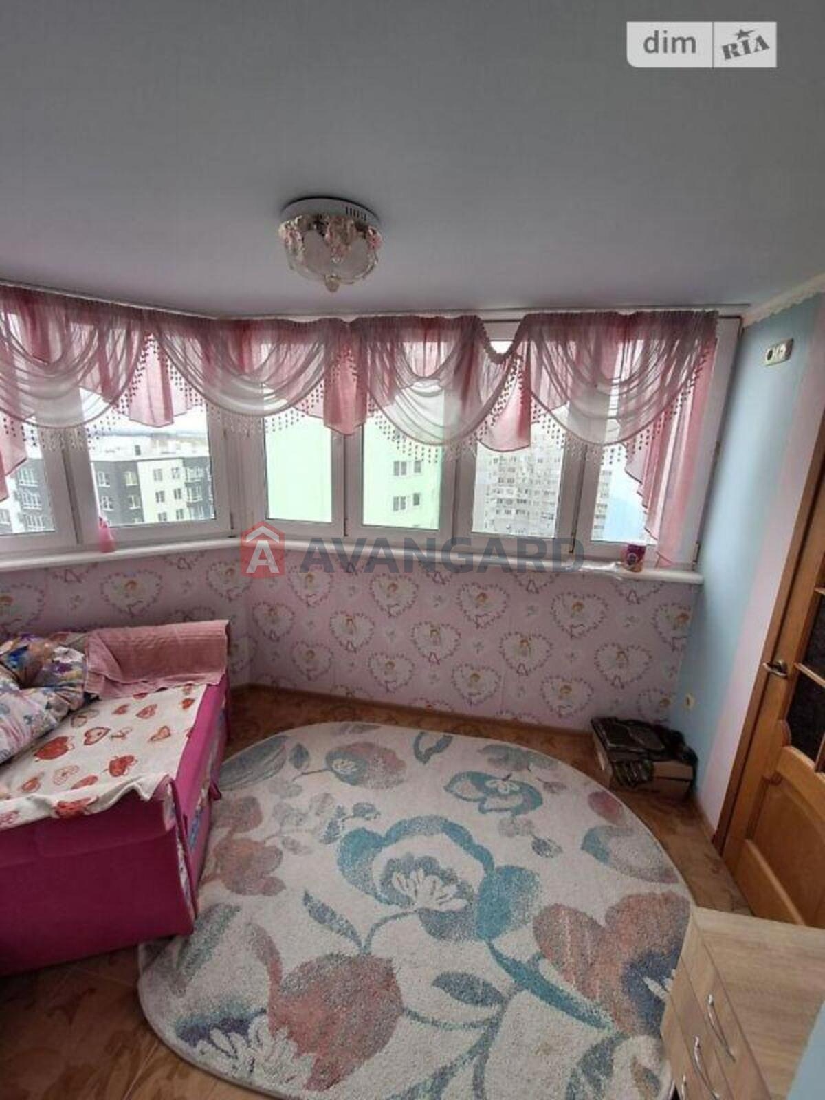 2 ��. ��������, 67/-/12 ��. �., 10/10 ������ ���� 7