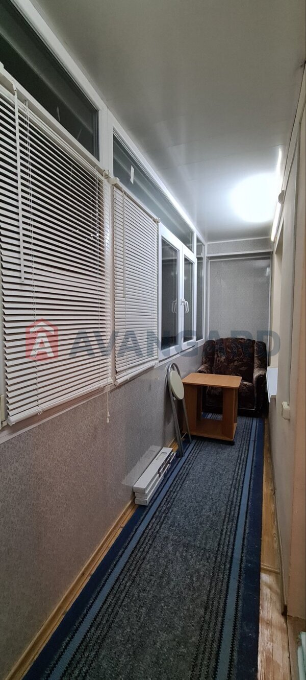 1 ��. ��������, 35.1/16.6/7.7 ��. �., 7/9 ������ ���� 9