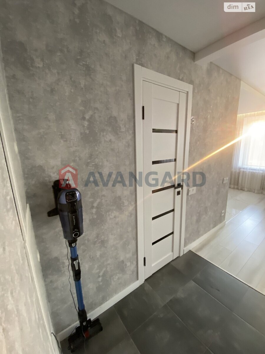 1 . , 38/-/- . ., 9/9   12