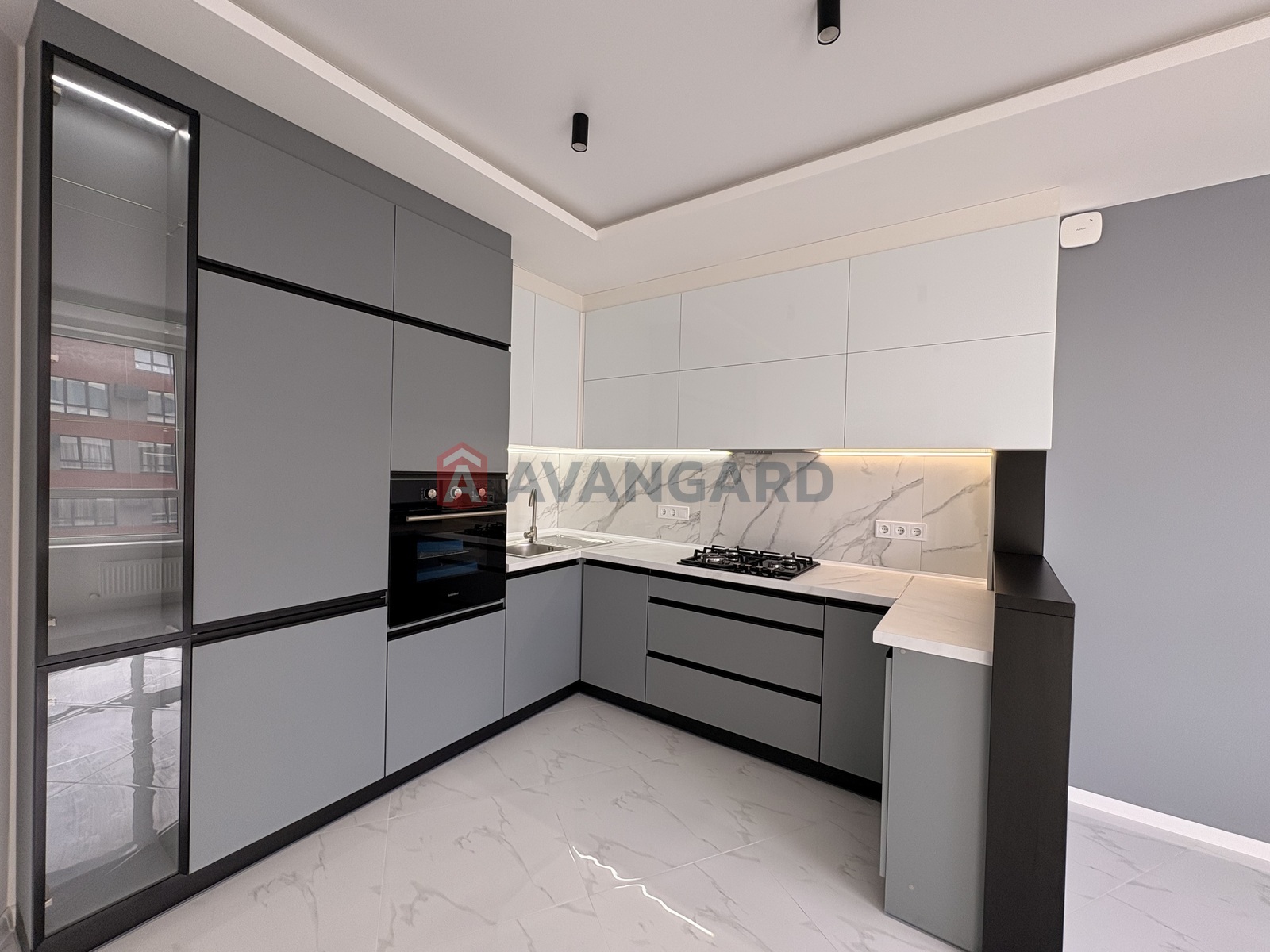 2 ����. ��������, 80,60/43/18,40 ��. �., 8/10 ���� ���� 1