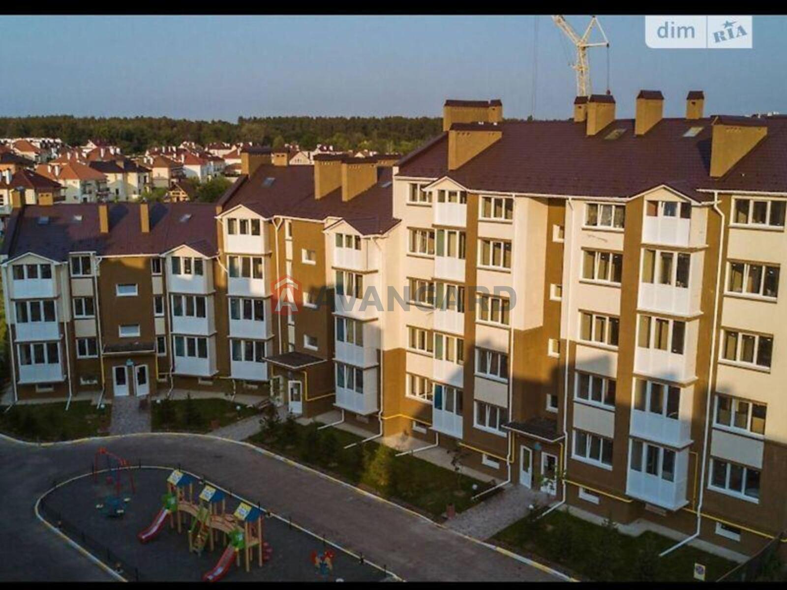 2 ��. ��������, 61/61/18 ��. �., 4/4 ������ ���� 5