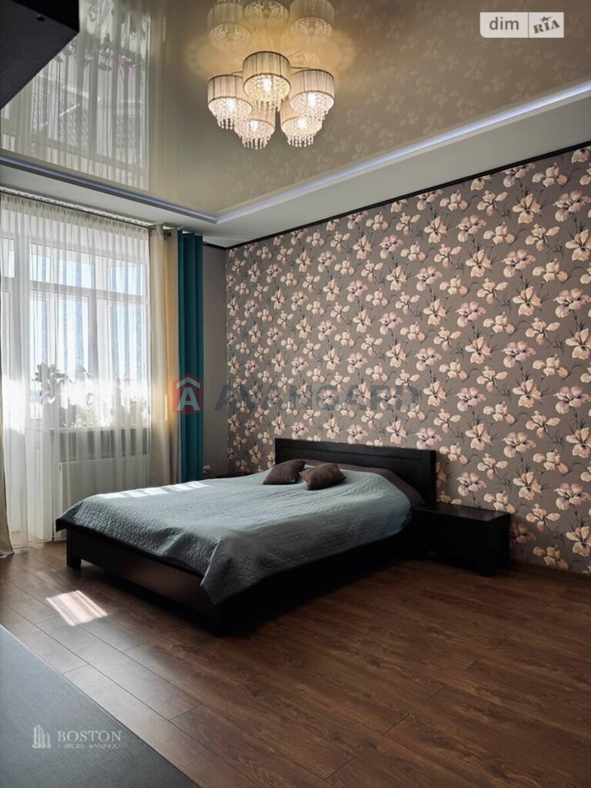 2 ��. ��������, 73/35/17 ��. �., 6/6 ������ ���� 29