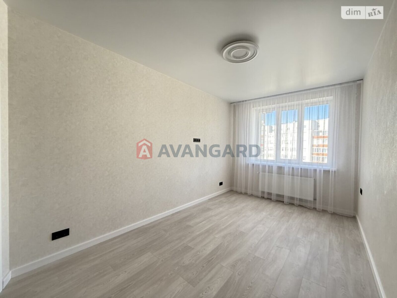 1 ��. ��������, 47/15/22 ��. �., 9/10 ������ ���� 9