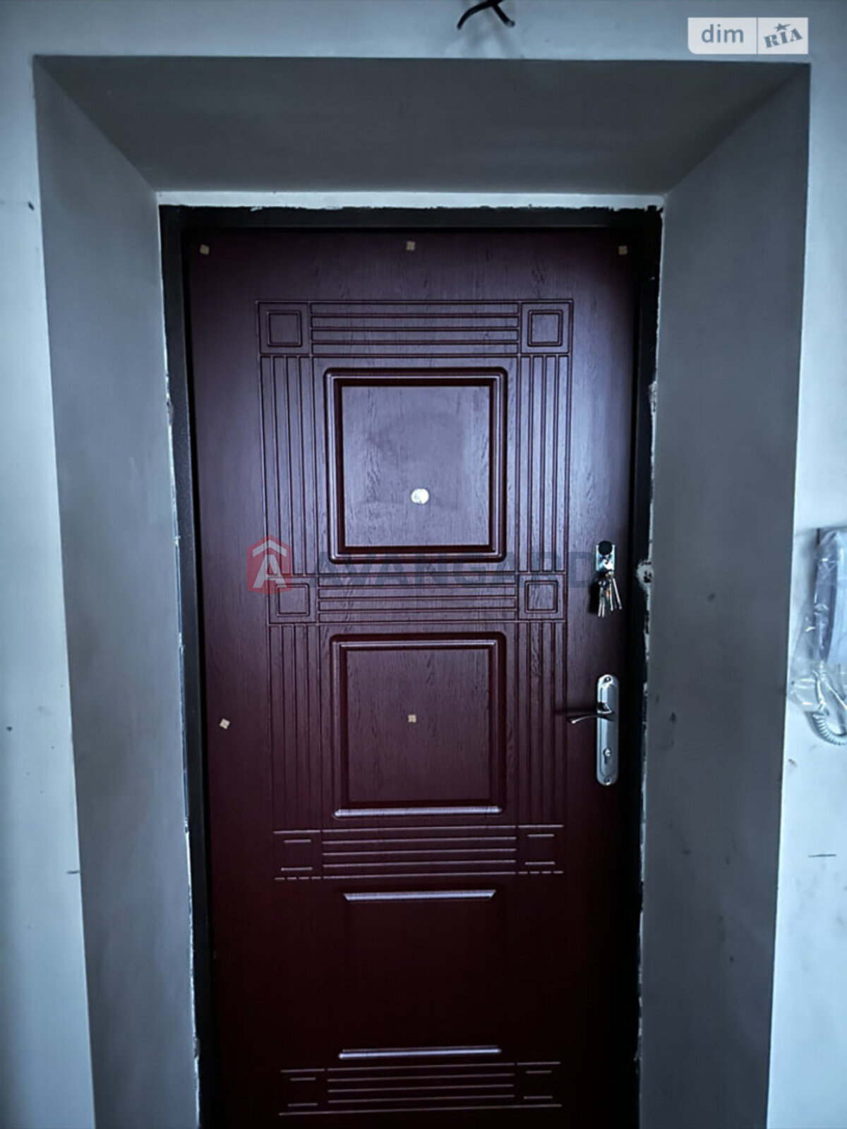 1 ��. ��������, 52/52/- ��. �., 9/11 ������ ���� 6