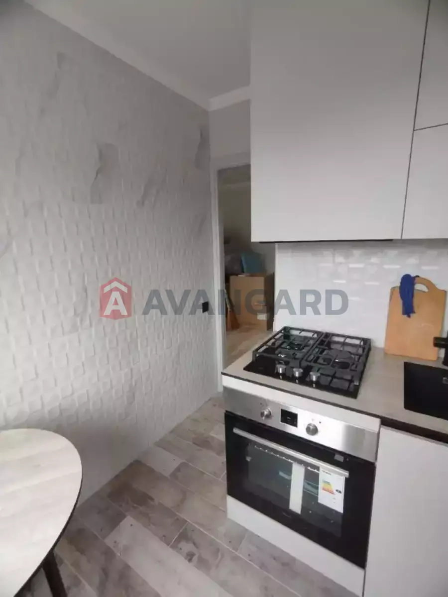 2 ��. ��������, 44/29/6 ��. �., 4/5 ������ ���� 4