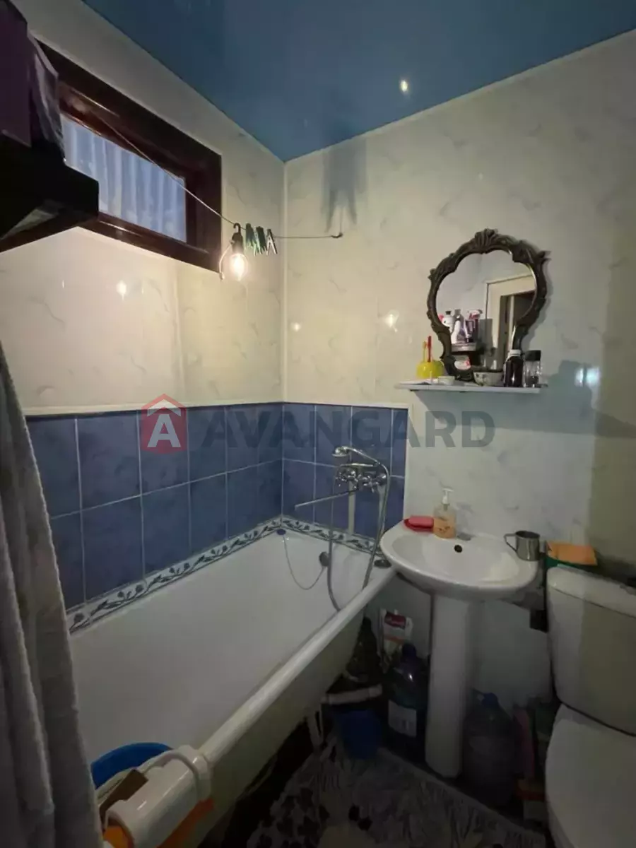 1 ��. ��������, 30/-/5 ��. �., 5/5 ������ ���� 4