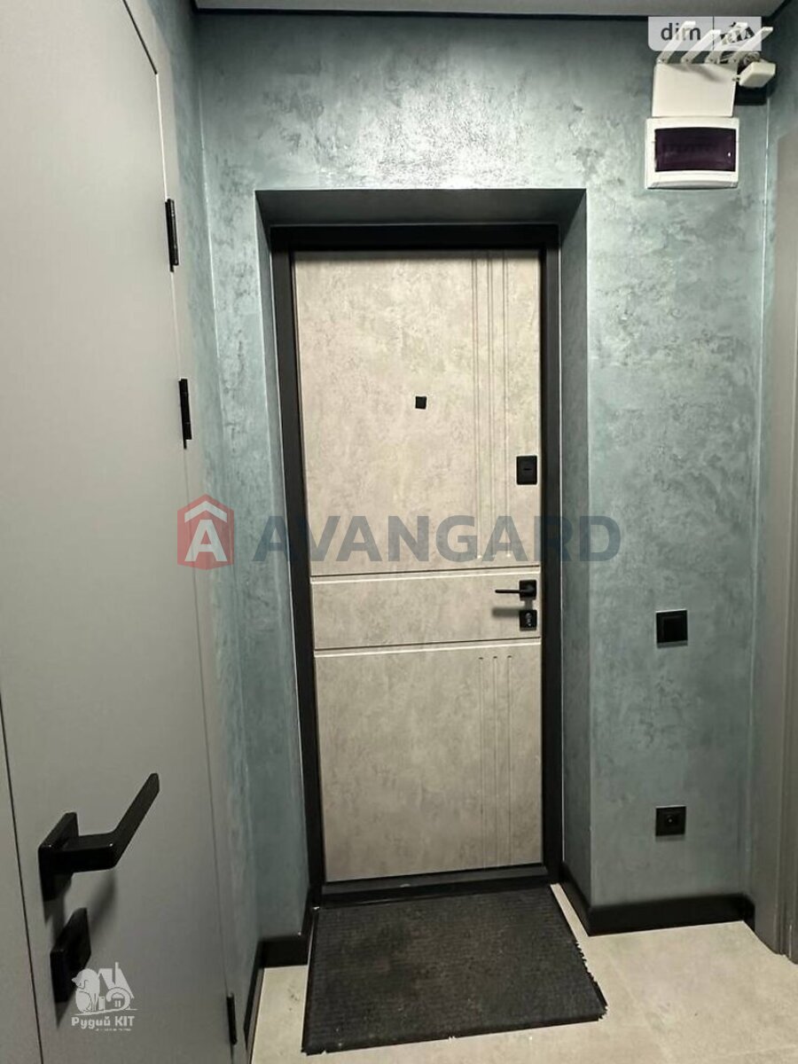 1 ��. ��������, 21/11/4 ��. �., 9/9 ������ ���� 10