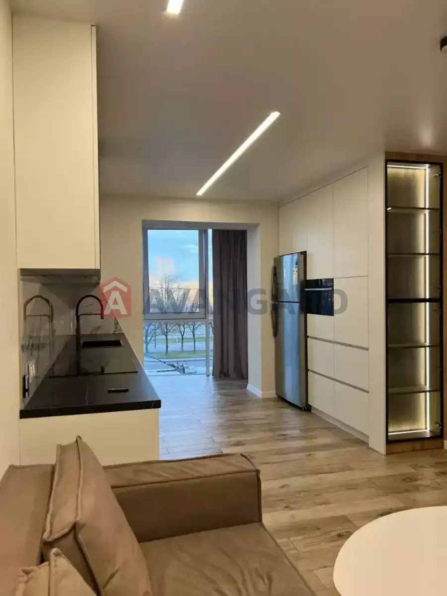 3 ��. ��������, 79/46/20 ��. �., 3/12 ������ ���� 3