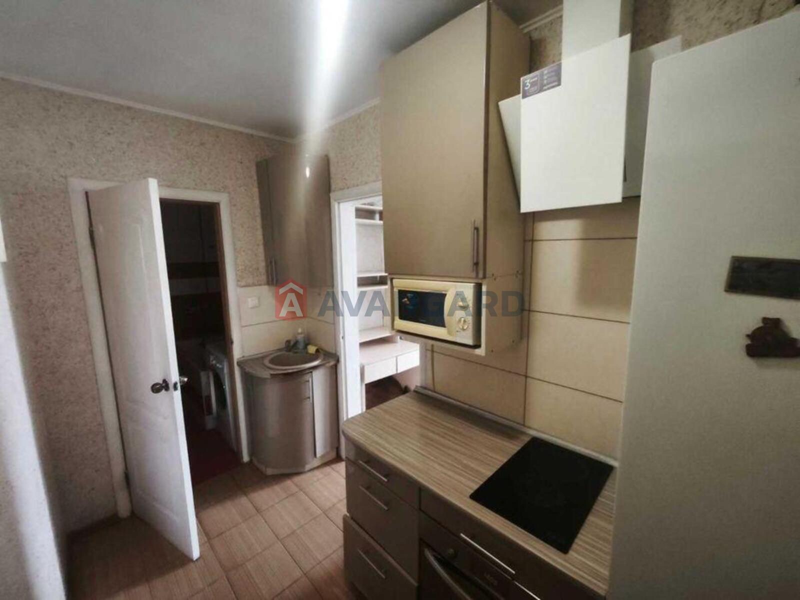 1 ��. ��������, 30/-/6 ��. �., 3/3 ������ ���� 4