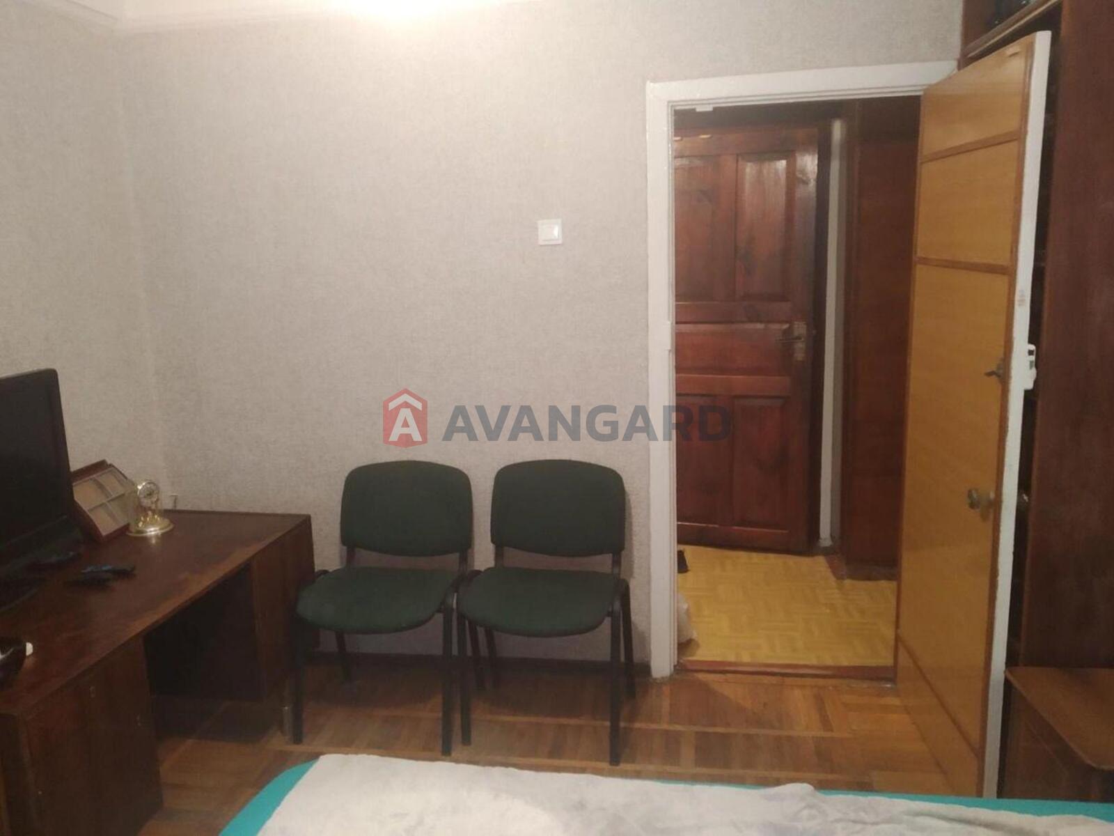 2 ��. ��������, 45/29/6 ��. �., 1/9 ������ ���� 10