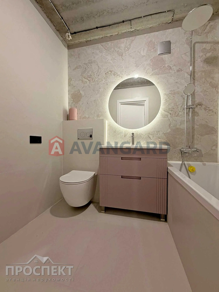 1 ��. ��������, 41/-/15 ��. �., 5/10 ������ ���� 4