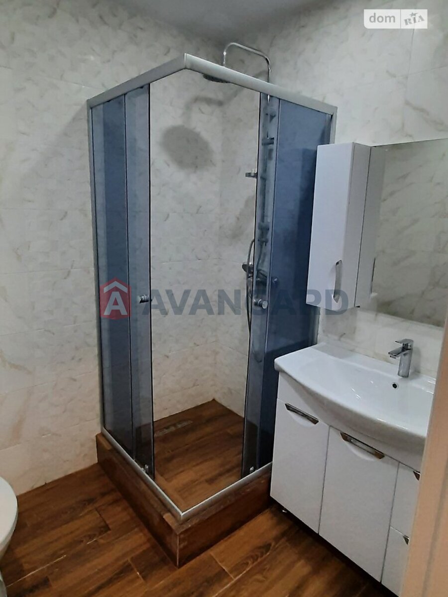 1 ��. ��������, 37/26/8 ��. �., 2/14 ������ ���� 12