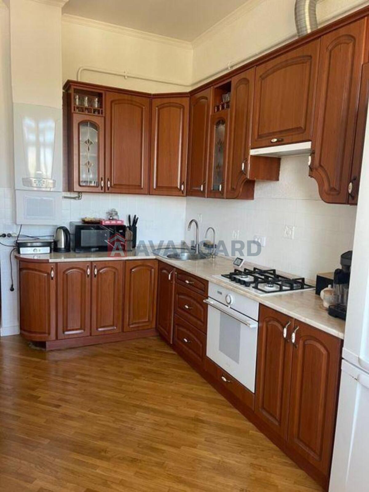 4 комн. квартира, 133/-/12 кв. м., 6/6 этаж фото 5 4 комн. квартира, 133/-/12 кв. м., 6/6 этаж фото 5