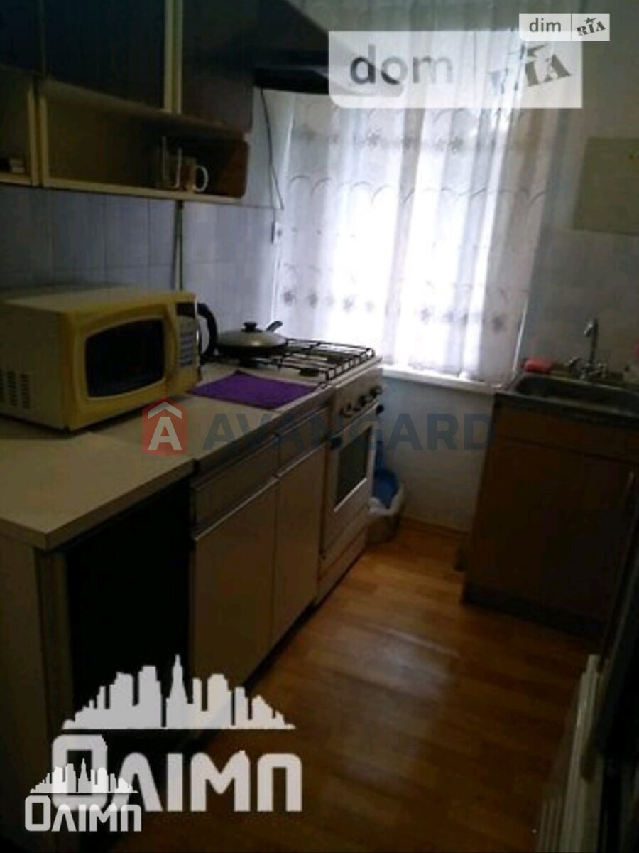 2 ��. ��������, 35/23/7 ��. �., 1/2 ������ ���� 23