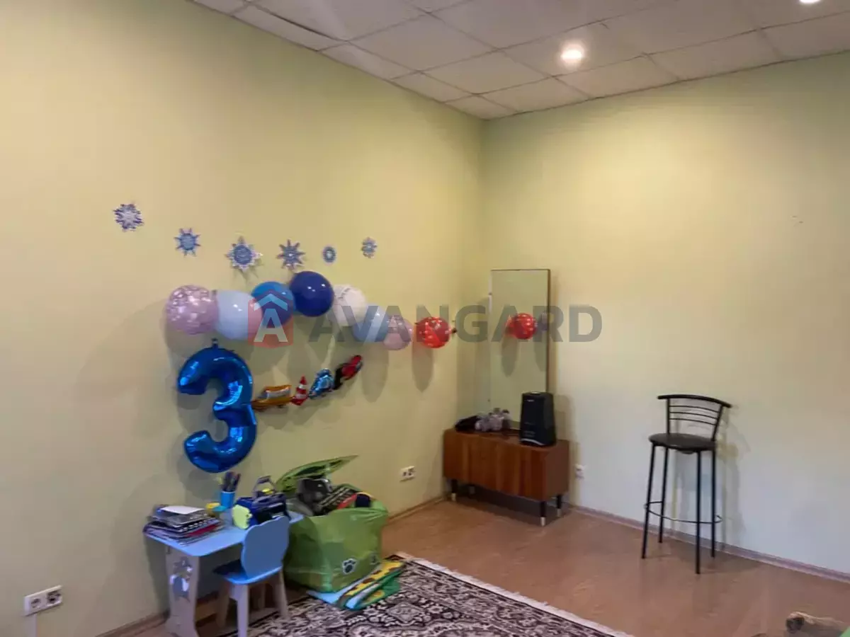 2 ��. ��������, 30/-/4 ��. �., 1/3 ������ ���� 4