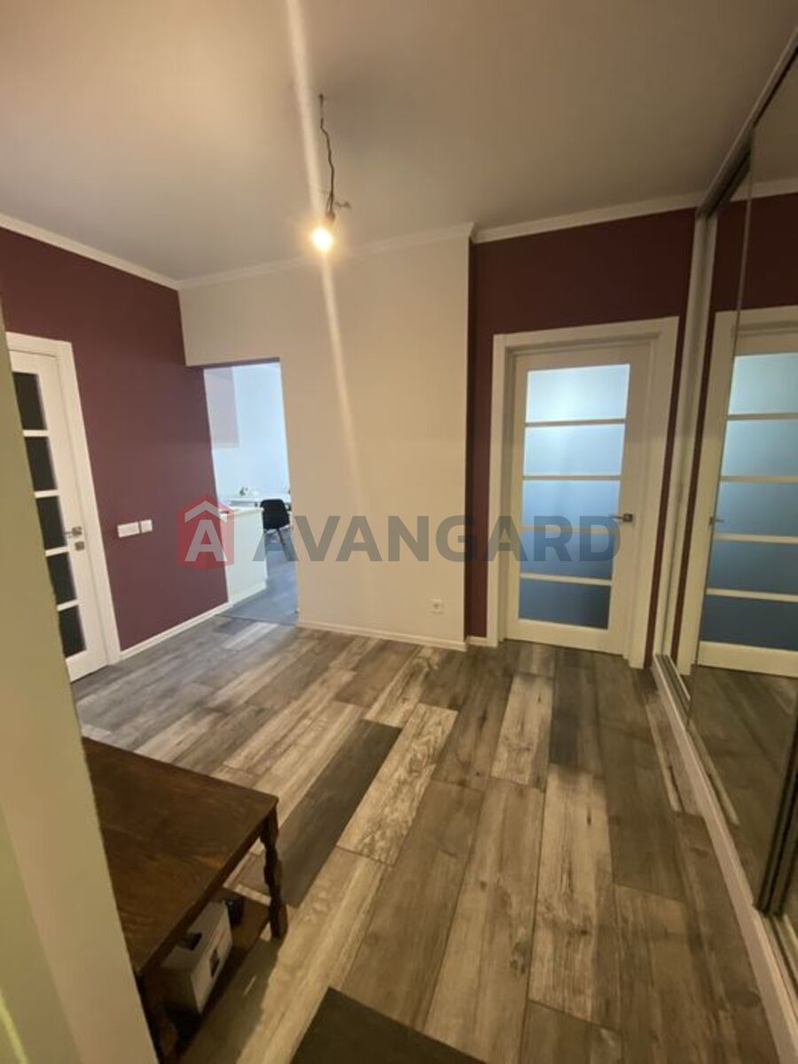 2 ��. ��������, 60/-/7 ��. �., 22/24 ������ ���� 9