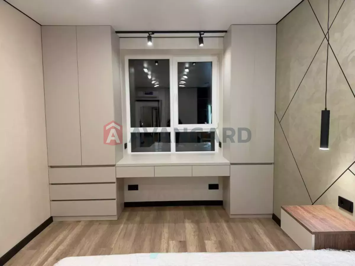 2 ��. ��������, 73/40/15 ��. �., 6/10 ������ ���� 9