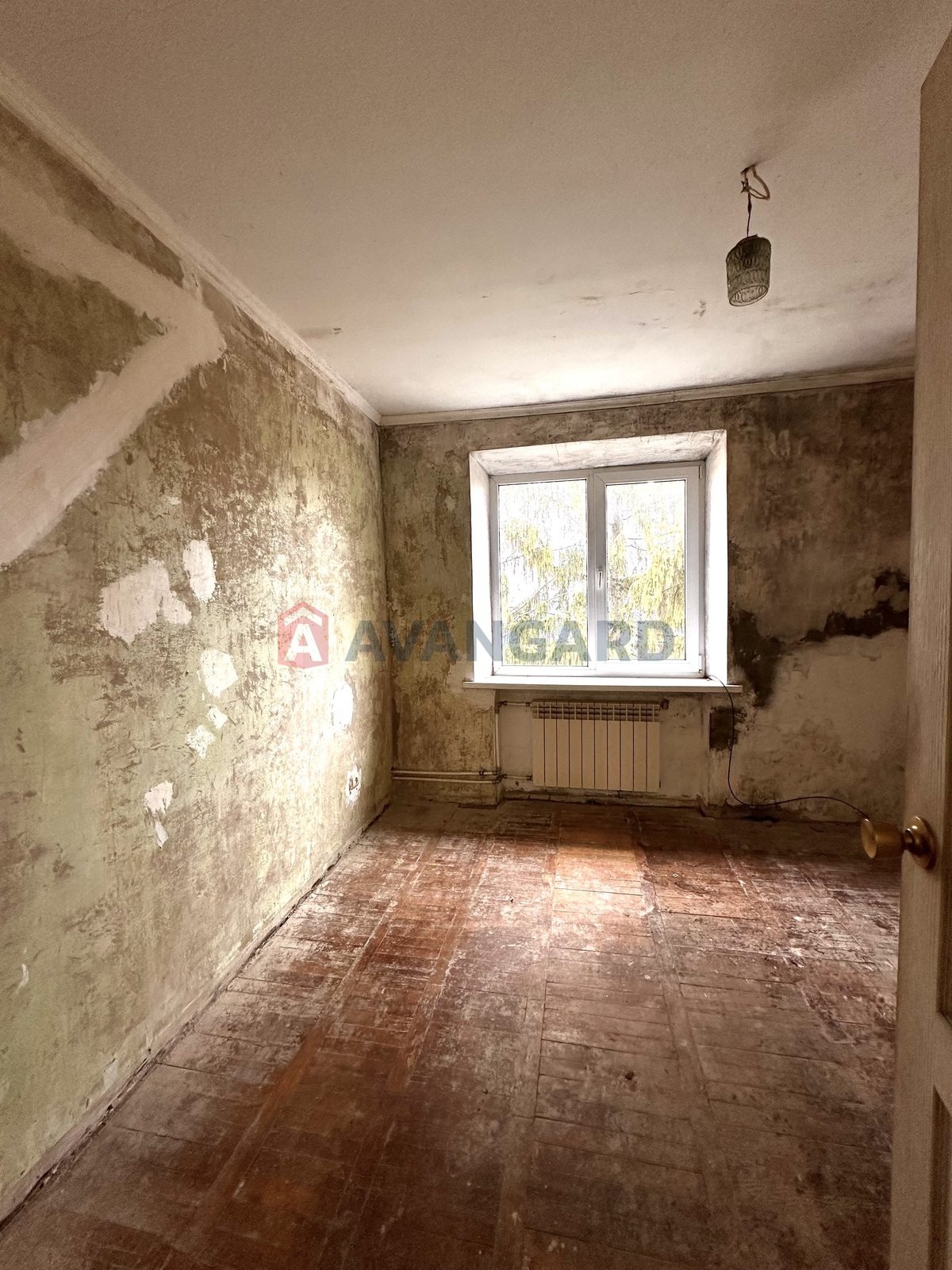 4 ��. ��������, 79,4/9,6/46,3 ��. �., 4/4 ������ ���� 10