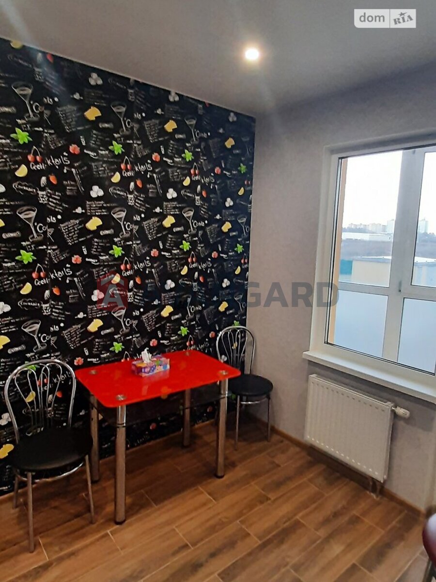 1 ��. ��������, 37/26/8 ��. �., 2/14 ������ ���� 17