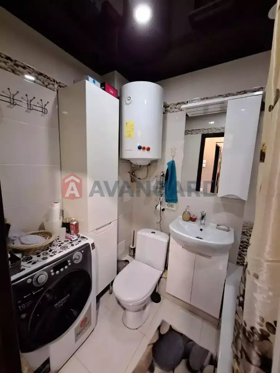 2 ��. ��������, 45/27/7 ��. �., 9/9 ������ ���� 14