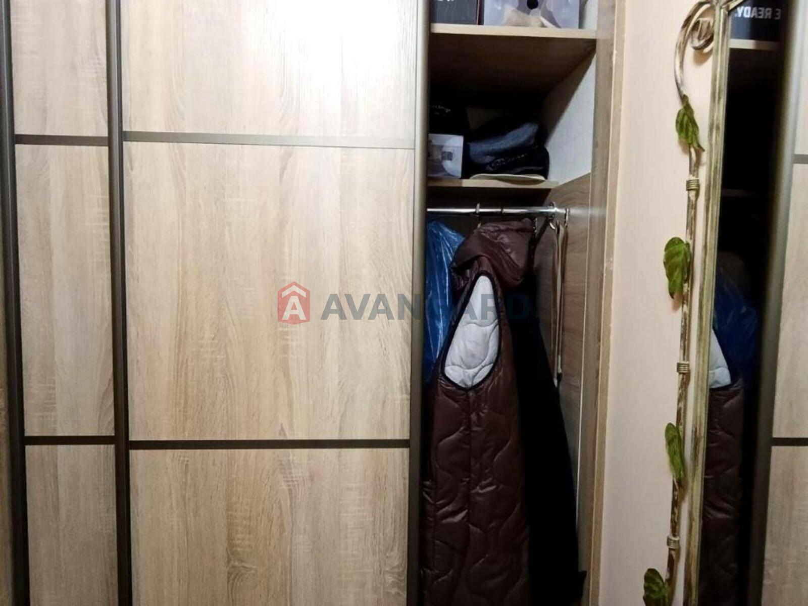 2 ��. ��������, 78/59/11 ��. �., 5/5 ������ ���� 15