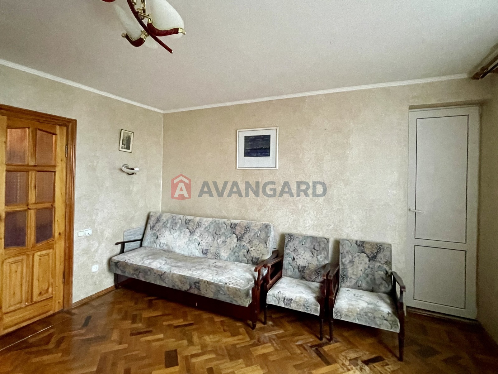 2 ��. ��������, 50/29/7 ��. �., 9/9 ������ ���� 8