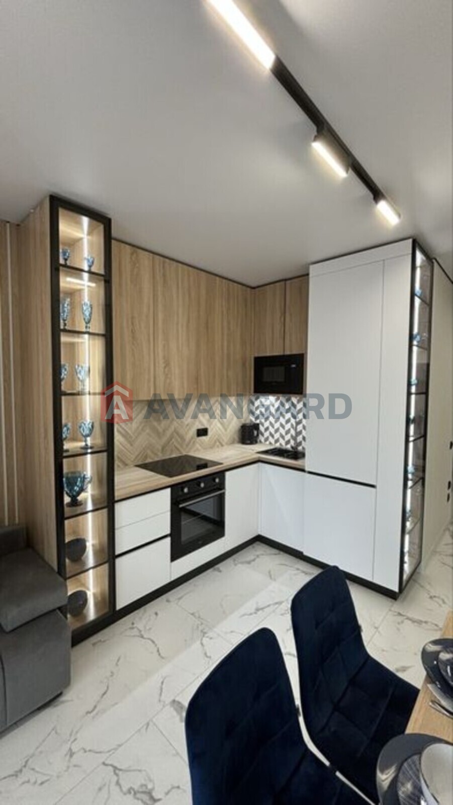 1 ��. ��������, 50/-/20 ��. �., 14/16 ������ ���� 1