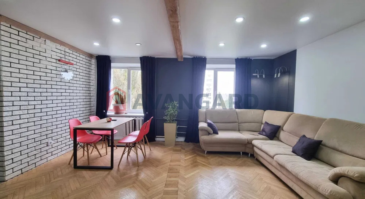 3 ��. ��������, 78/-/6 ��. �., 9/9 ������ ���� 4