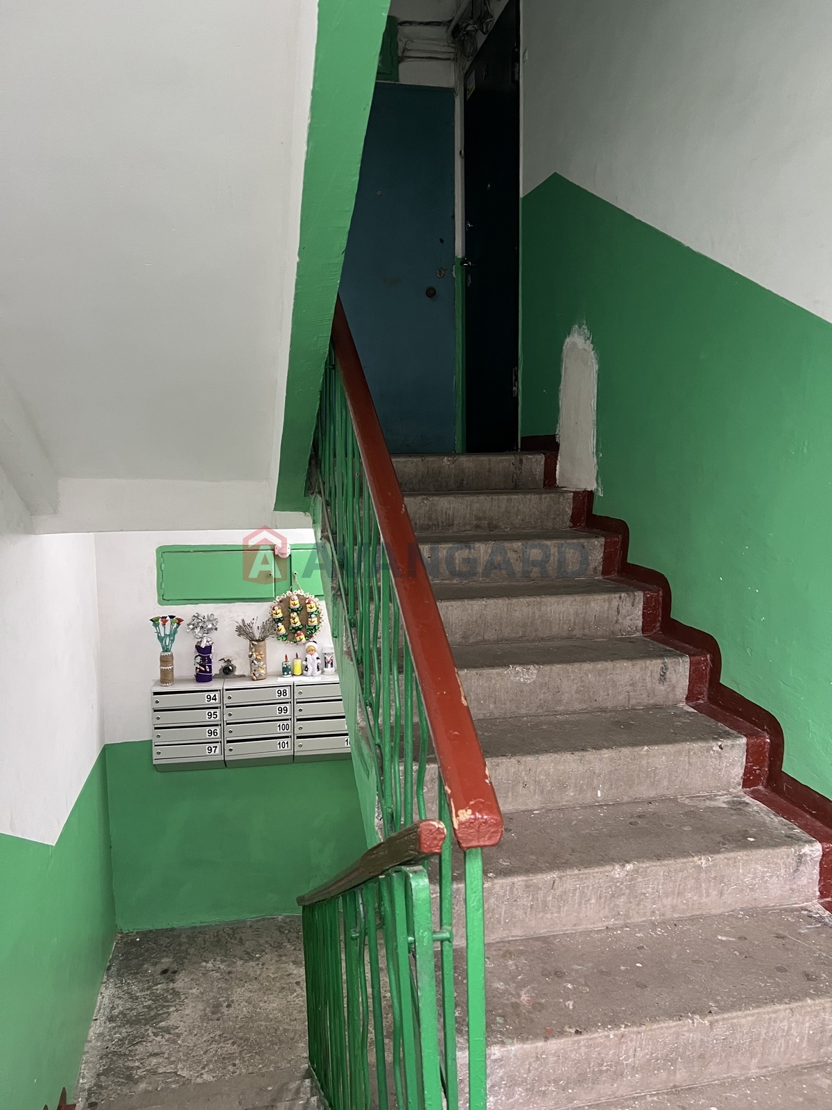 1 ��. ��������, 30/-/5 ��. �., 4/5 ������ ���� 9