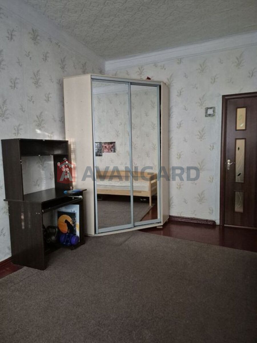 3 ��. ��������, 73/-/9 ��. �., 3/4 ������ ���� 9