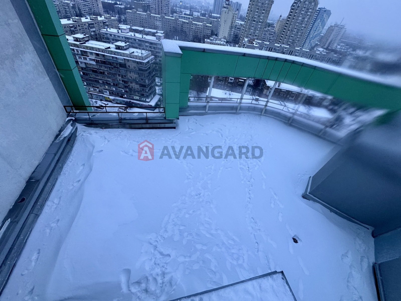 3 ��. ��������, 147/54/13 ��. �., 14/14 ������ ���� 20