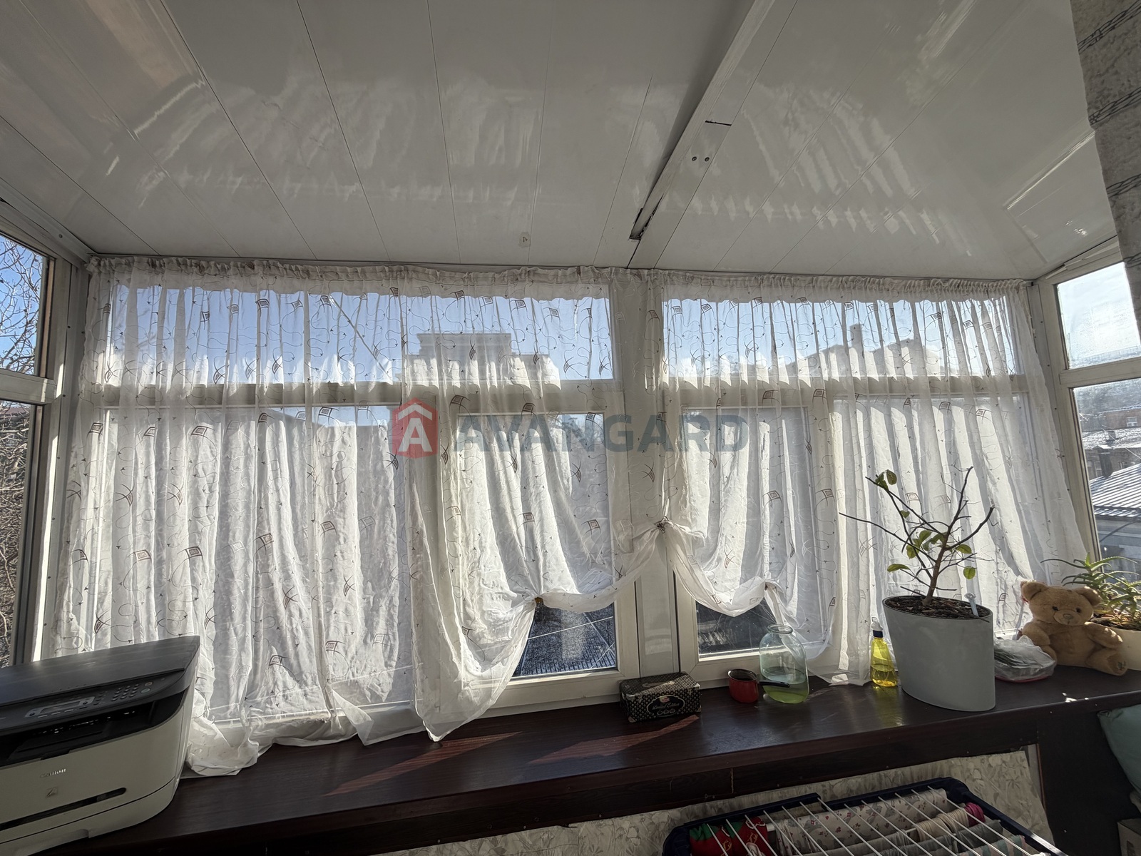 2 ��. ��������, 50,5/27,8/6,3 ��. �., 3/3 ������ ���� 7