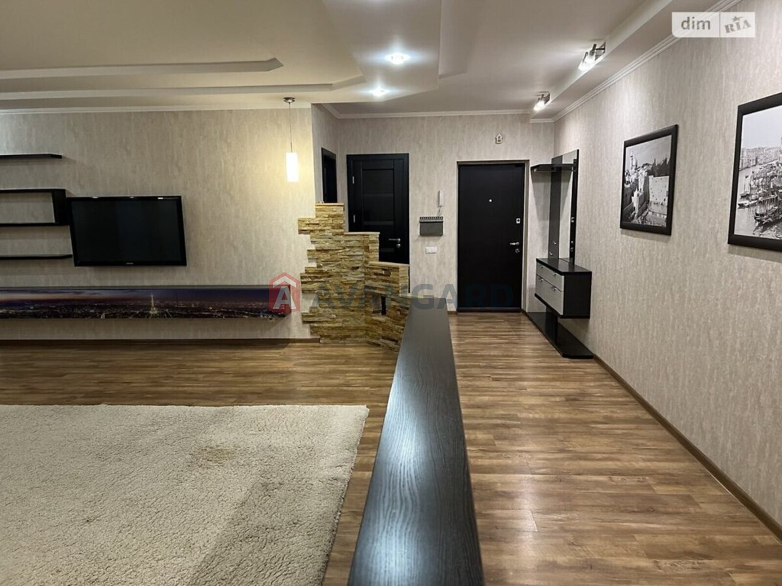 3 ����. ��������, 102/-/21 ��. �., 6/9 ���� ���� 2