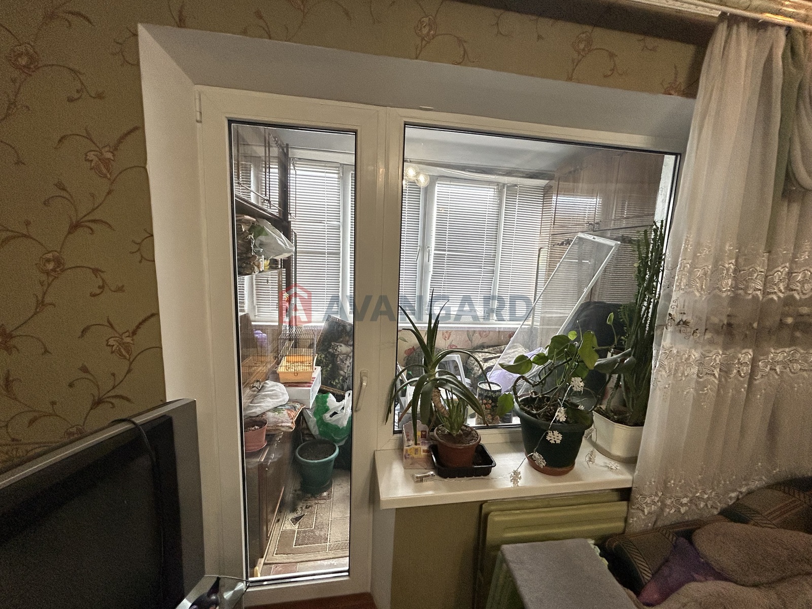 2 ��. ��������, 49,85/47,6/8,4 ��. �., 9/9 ������ ���� 3