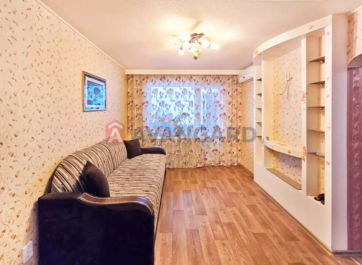 2 ��. ��������, 49/28/8 ��. �., 6/9 ������ ���� 5