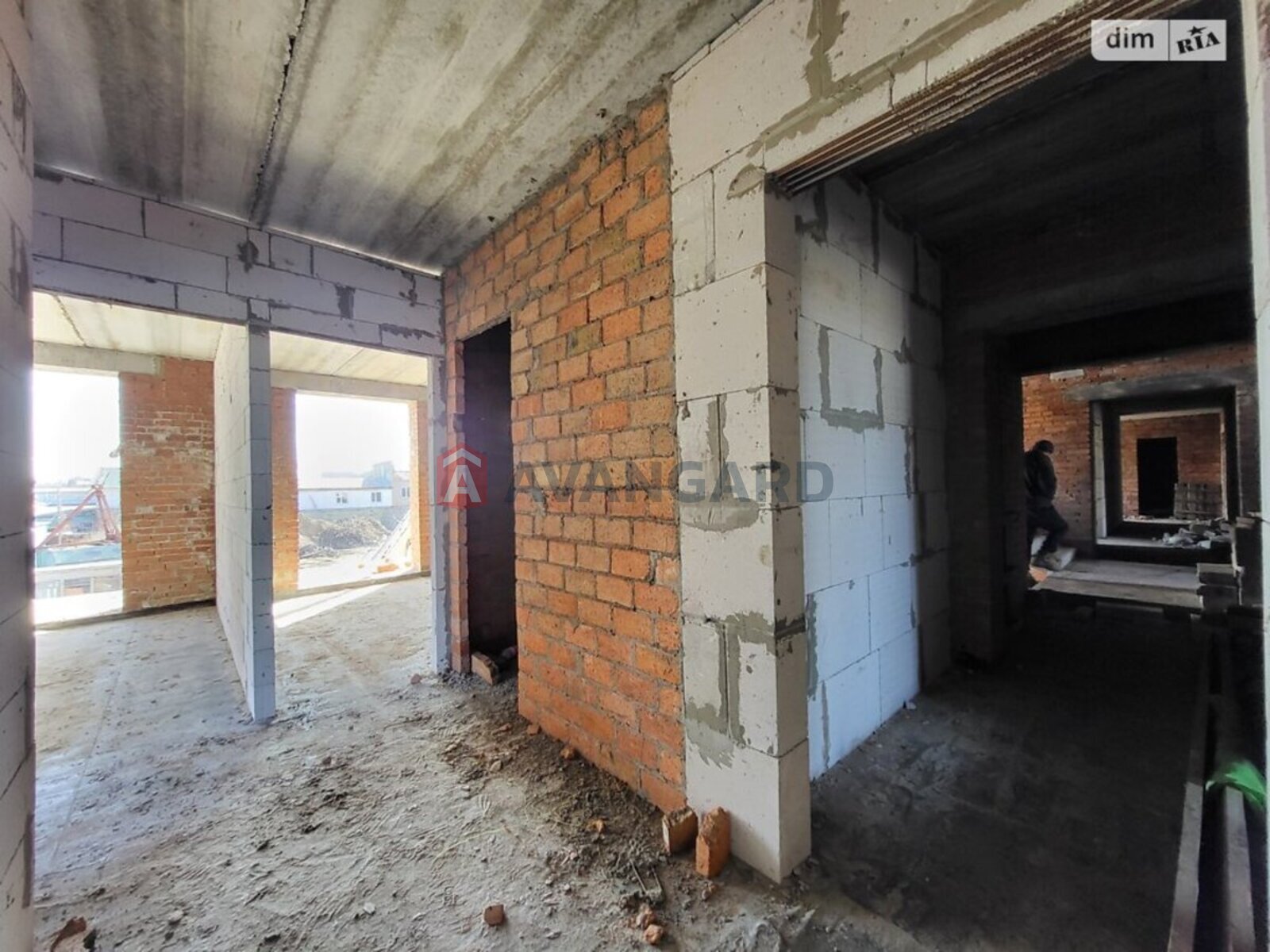 2 ��. ��������, 76/-/15 ��. �., 2/5 ������ ���� 12