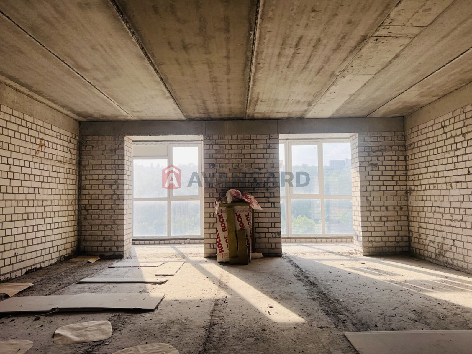 3 ��. ��������, 70,5/30/25 ��. �., 7/16 ������ ���� 15