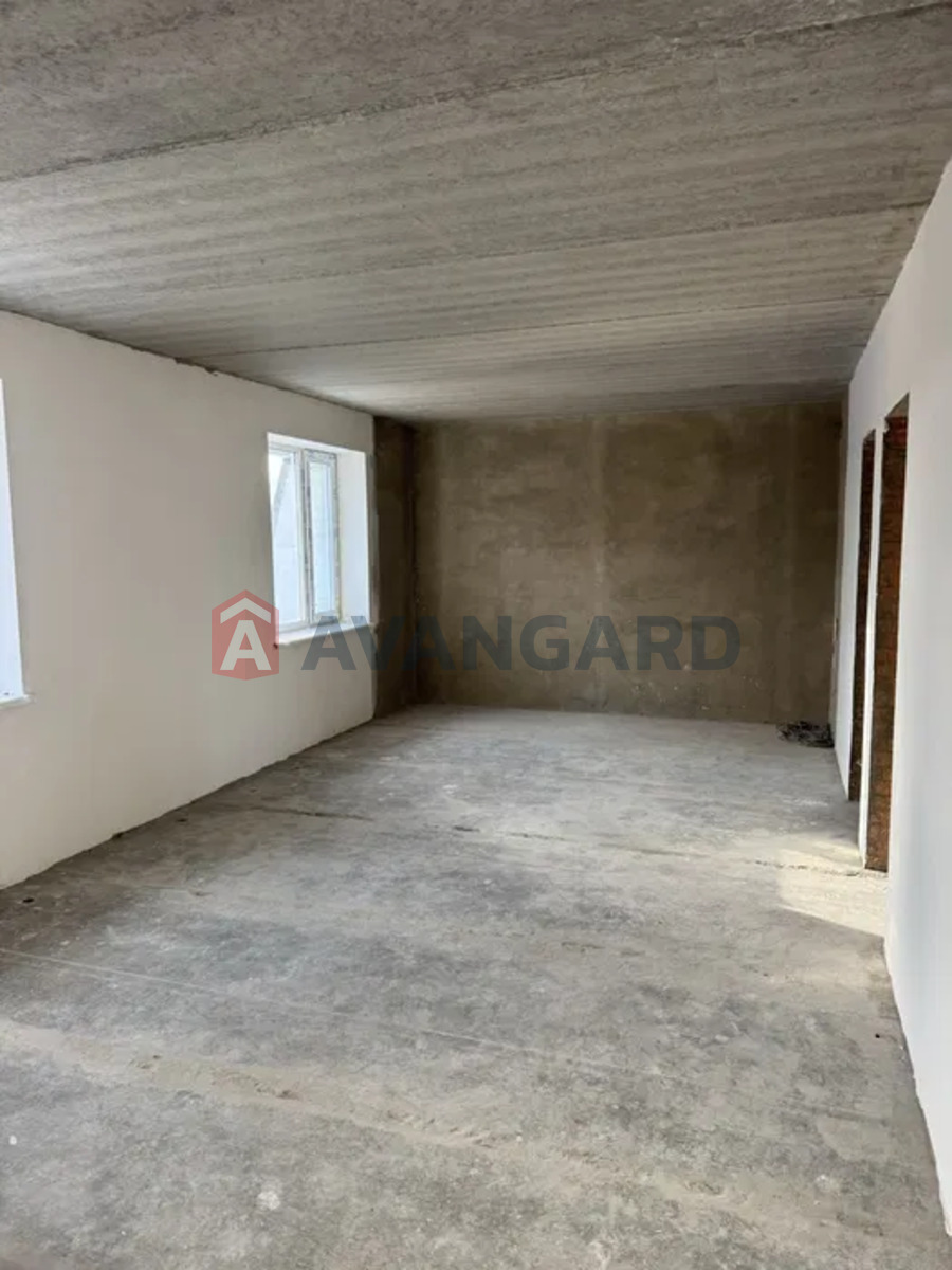 2 ����. ��������, 58/-/12 ��. �., 2/3 ���� ���� 12