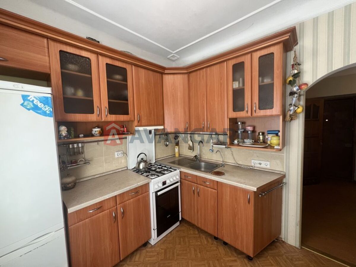 2 . , 56/-/7 . ., 2/4   14