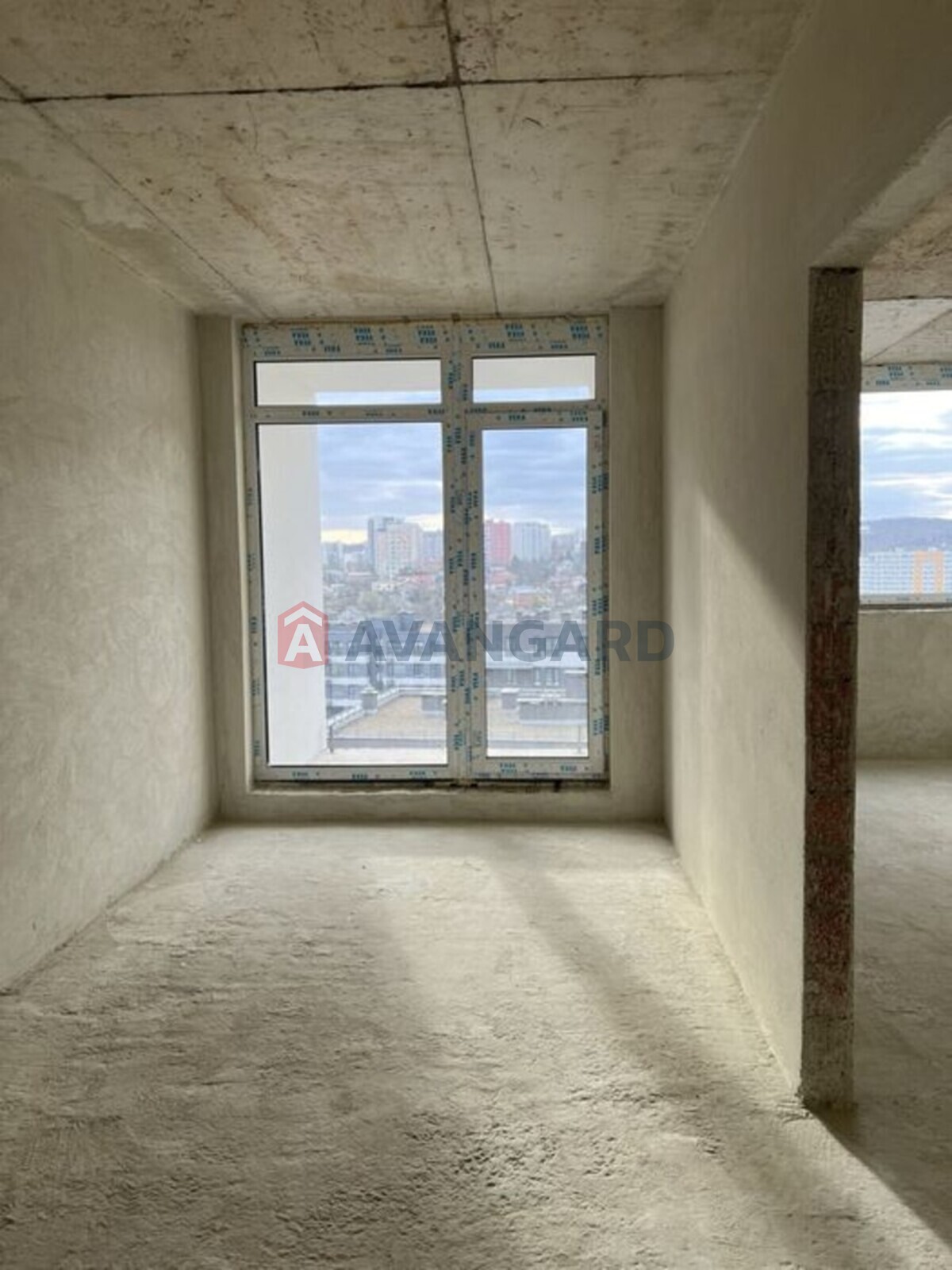 1 ��. ��������, 43,6/16,6/17 ��. �., 12/16 ������ ���� 3