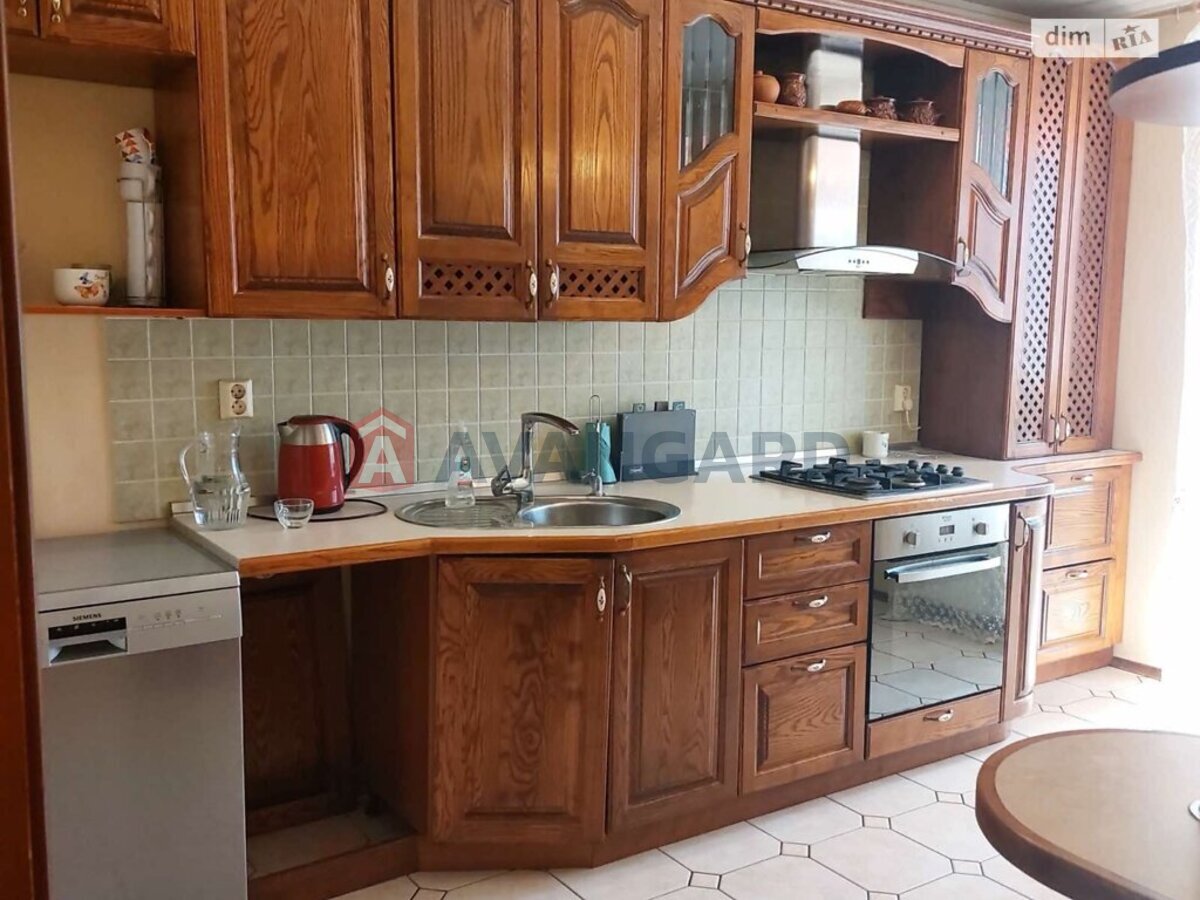 3 ����. ��������, 95/-/- ��. �., 3/4 ���� ���� 1