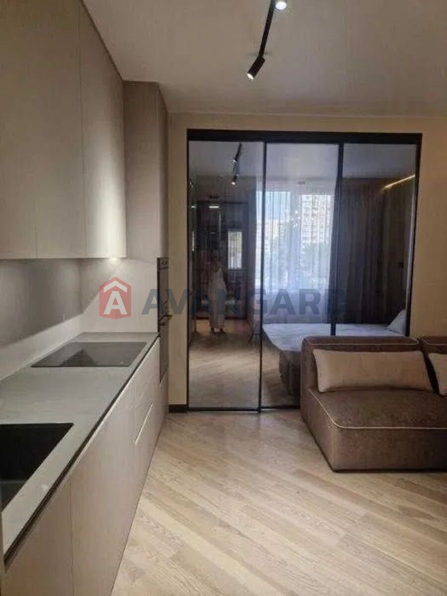 1 ��. ��������, 46/-/20 ��. �., 3/30 ������ ���� 7