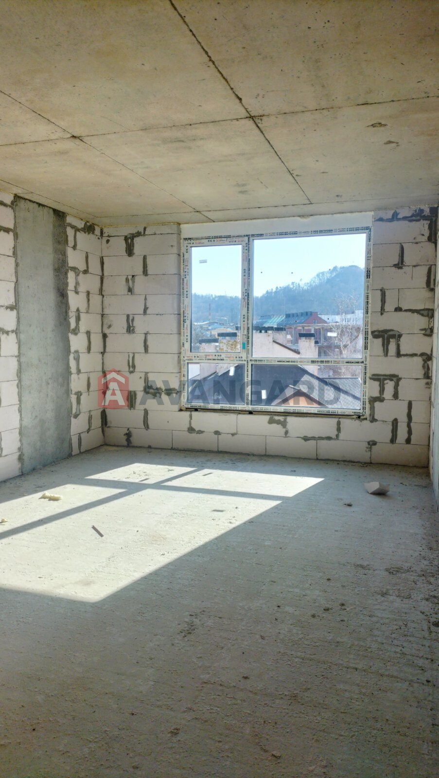 3 ��. ��������, 95,93/55,24/14 ��. �., 5/9 ������ ���� 11